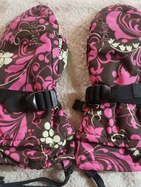 Kids Pink Floral Mittens with Wrist Strap